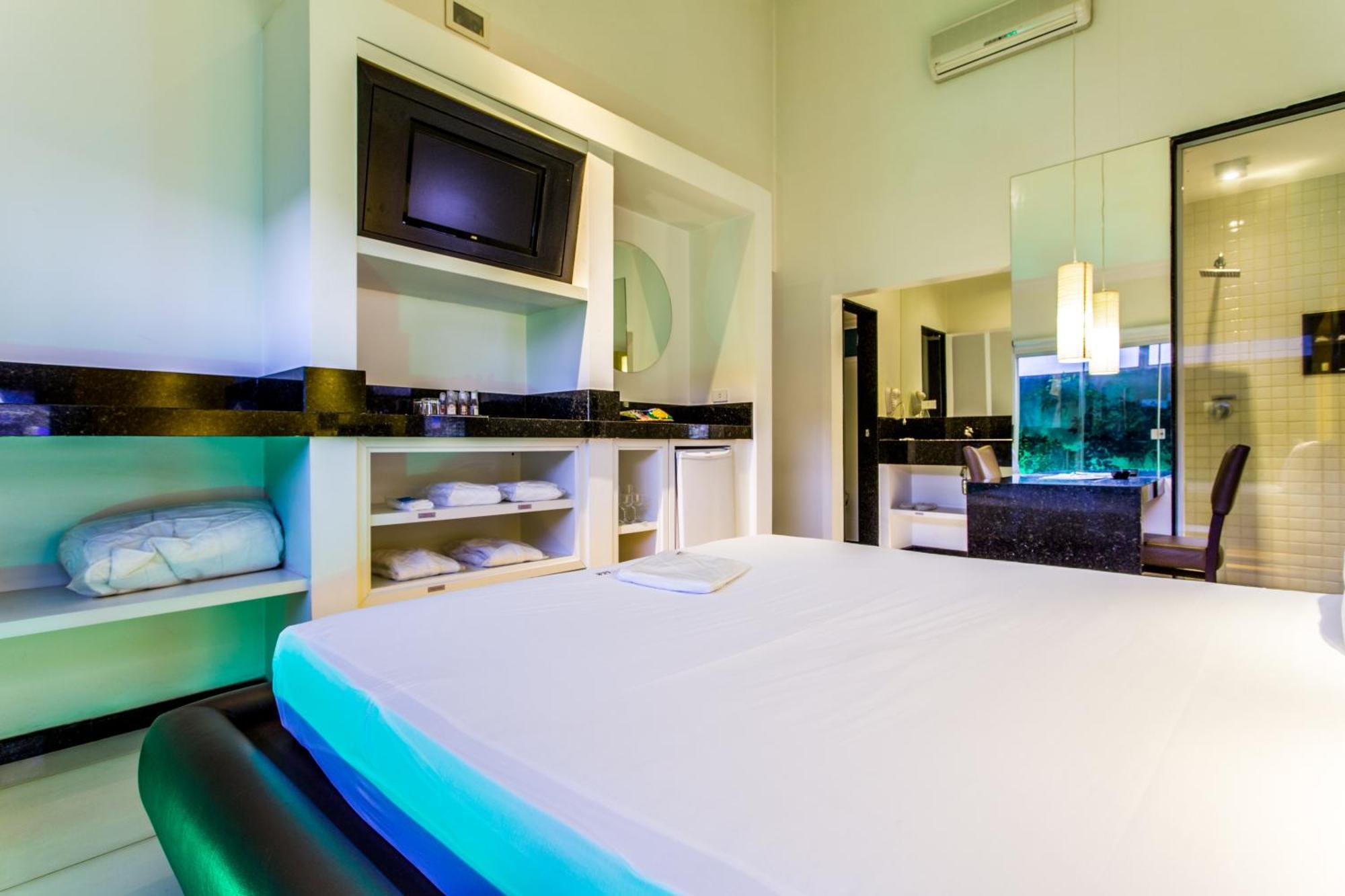 Motel Platinum Λοντρίνα Εξωτερικό φωτογραφία